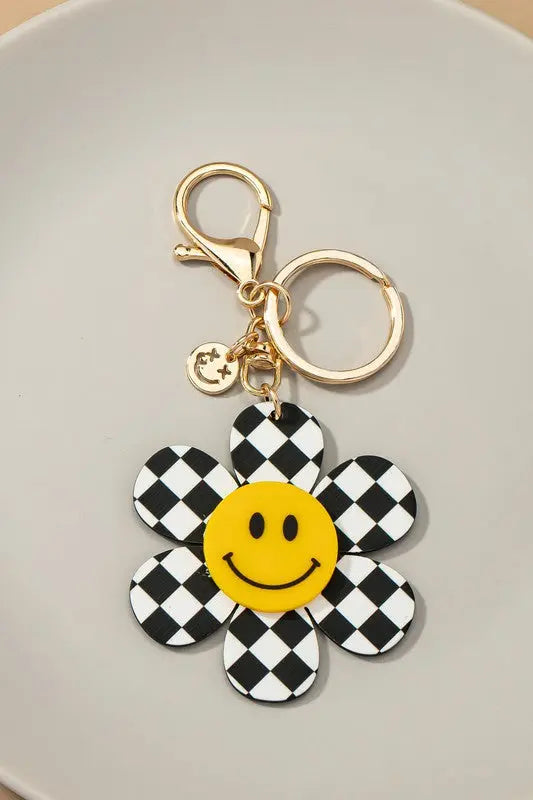 Big checker flower key chain with smiley face LA3accessories