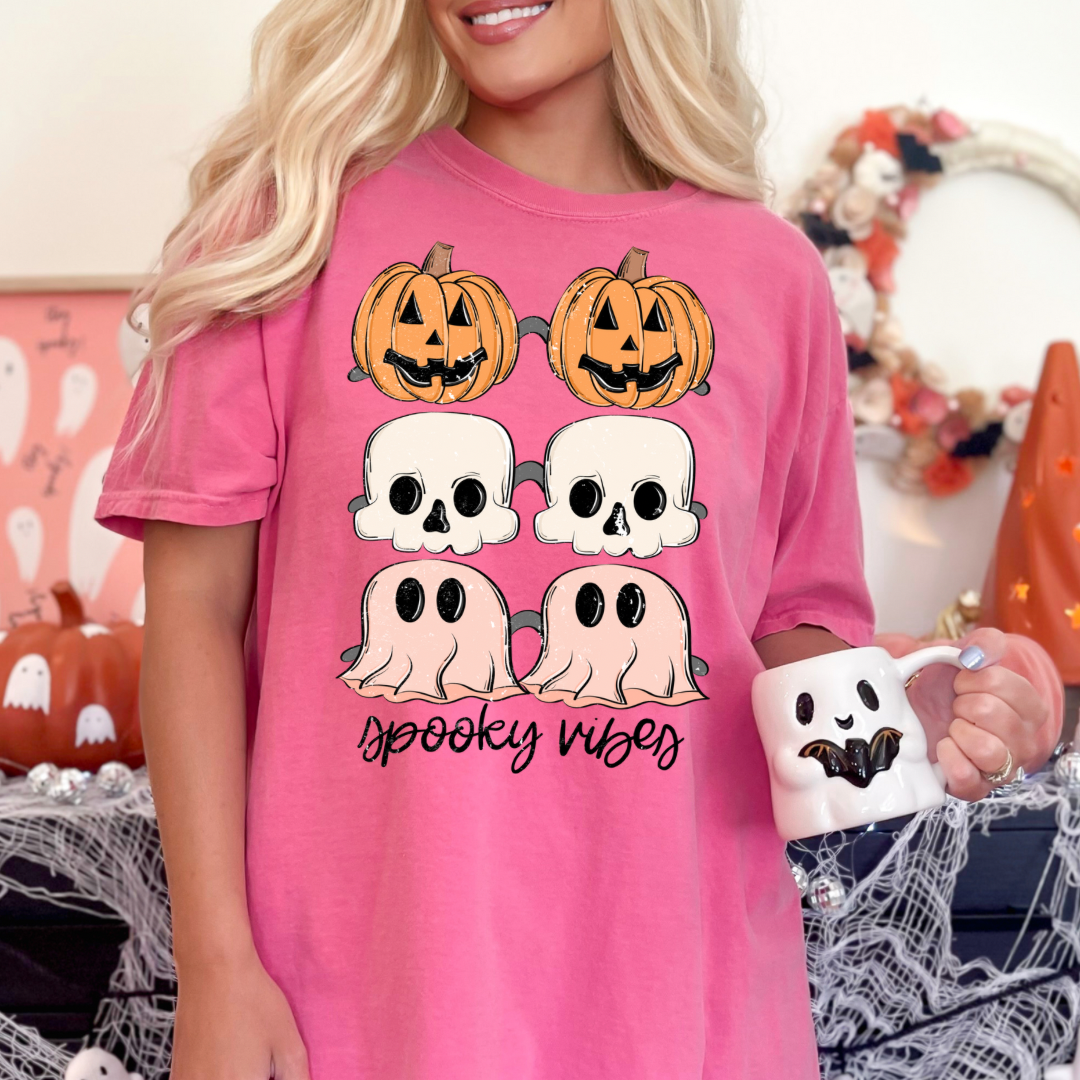 Halloween, Spooky Vibes Graphic T-shirt